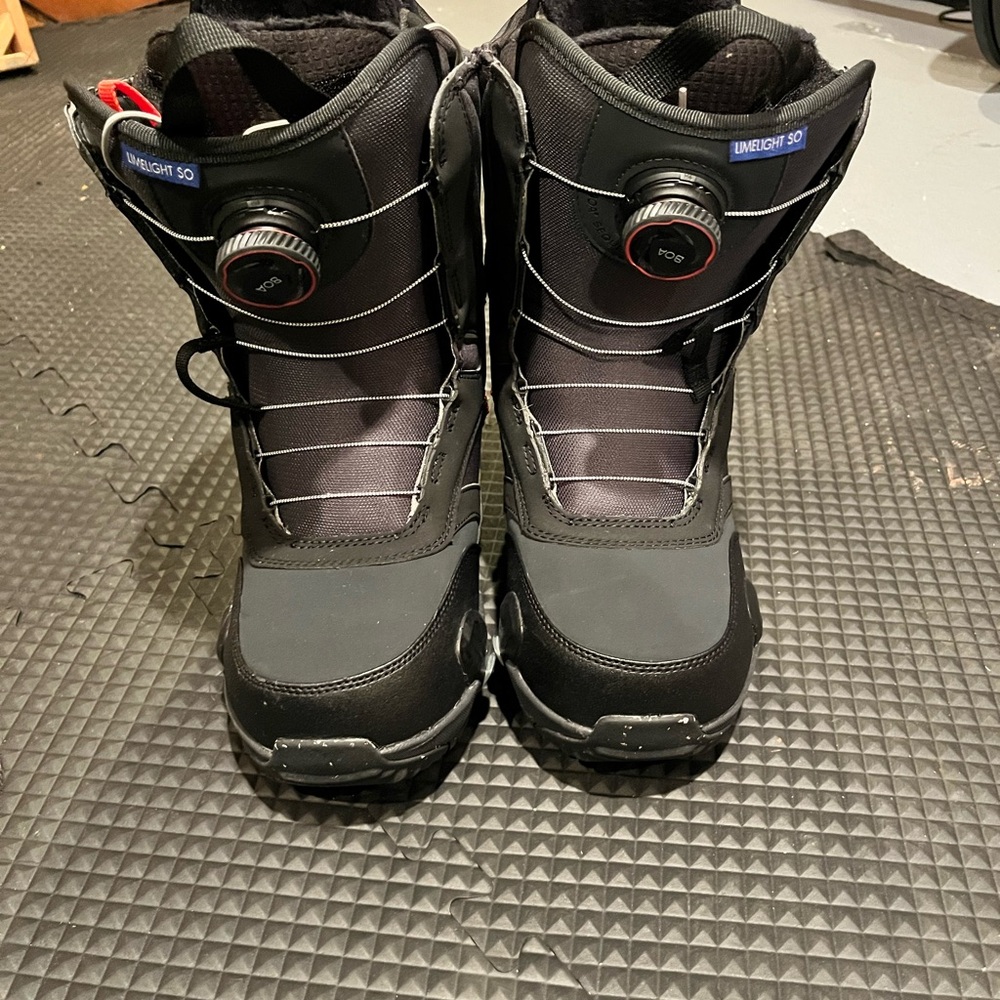Burton Women's Snowboard Boots - Black and Gray